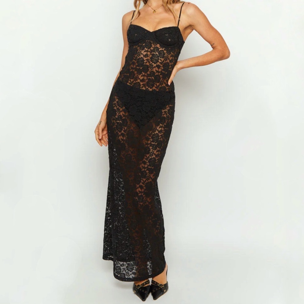 kama lace maxi dress (beginning boutique)